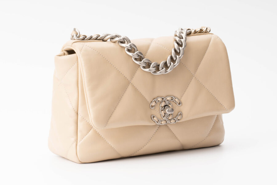 Chanel19 Medium Beige Calf Skin Mixed hardware
