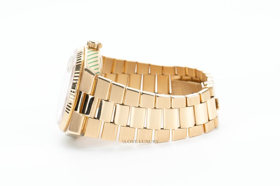 Rolex-oysterquartz-yellow-gold-2
