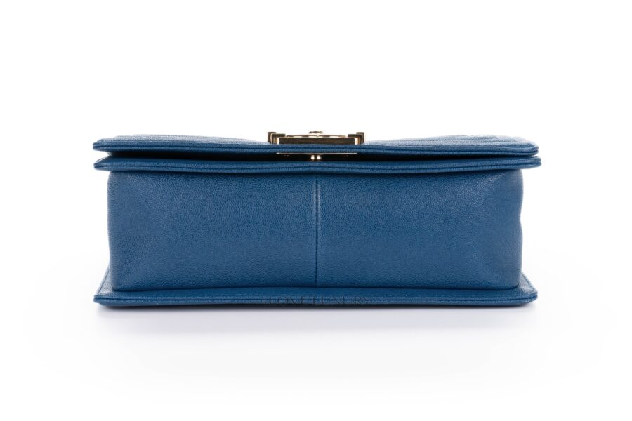 Chanel-Boy-Bag-Medium-Caviar-GHW-6