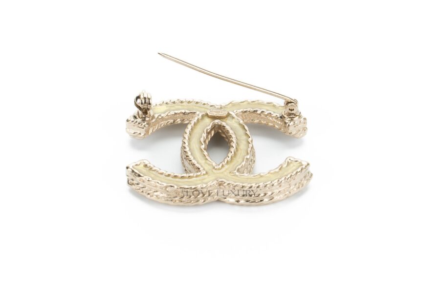 Chanel-CC-Brooch-Diamante-5