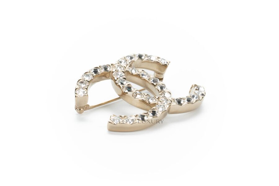 Chanel-CC-Brooch-Large-LGHW-SQ-3