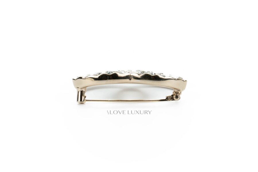 Chanel-CC-Brooch-Large-LGHW-SQ-4