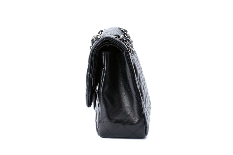 Chanel-Jumbo-Classic-Flap-Lambskin-Black-4