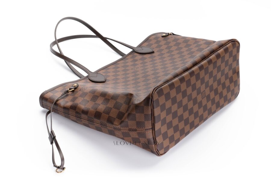 Louis-Vuitton-Neverfull-Damier-Ebene-Cherry-MM-11