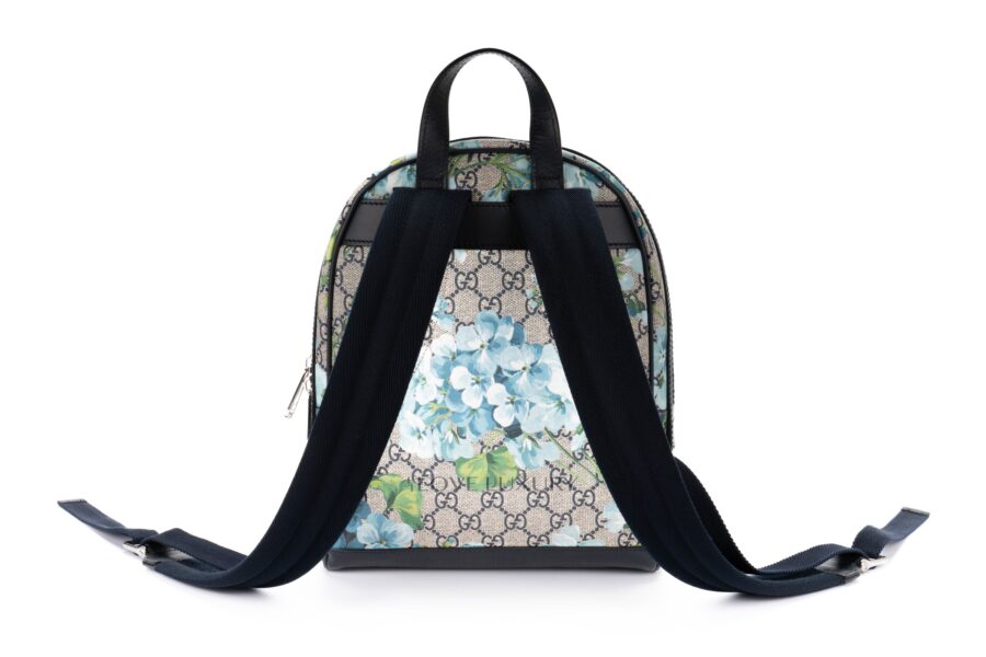 Gucci-Blooms-GG-Supreme-Backpack-Blue-3