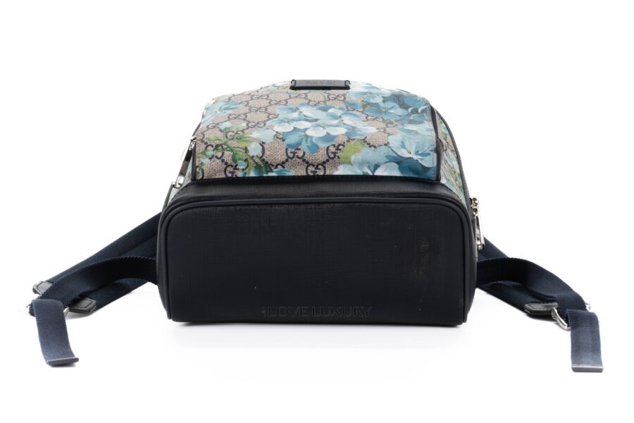 Gucci-Blooms-GG-Supreme-Backpack-Blue-6