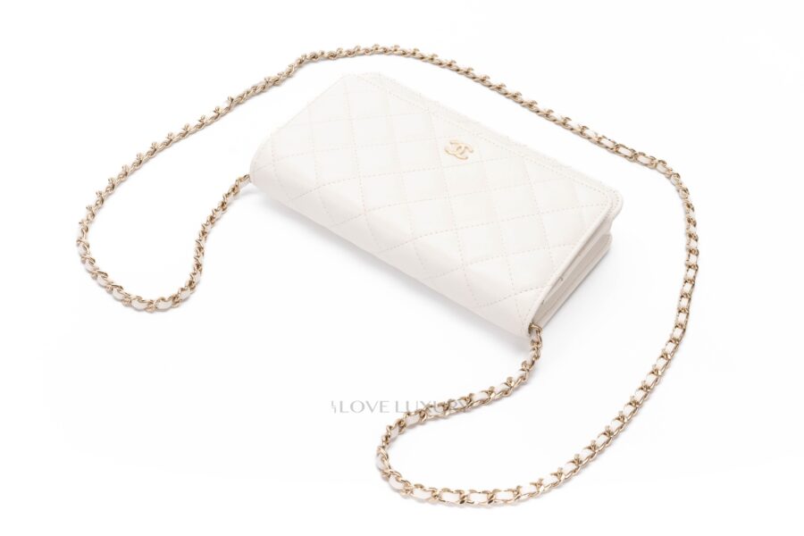 Chanel-Wallet-on-Chain-White-Caviar-Light-Gold-Hardware-9