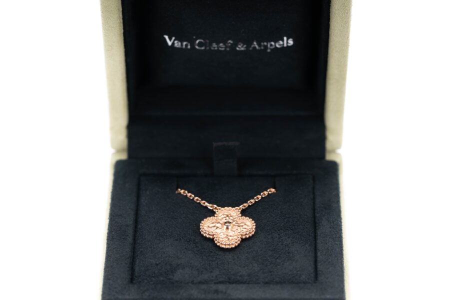 Van-Cleef-&-Arpels-Vintage-Alhambra-Hammered-Rose-Gold-Pendant-7