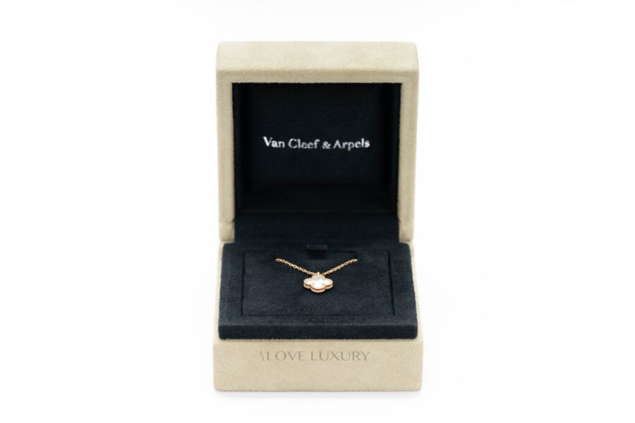 Van-Cleef-&-Arpels-Sweet-Alhambra-MOP-Necklace-5