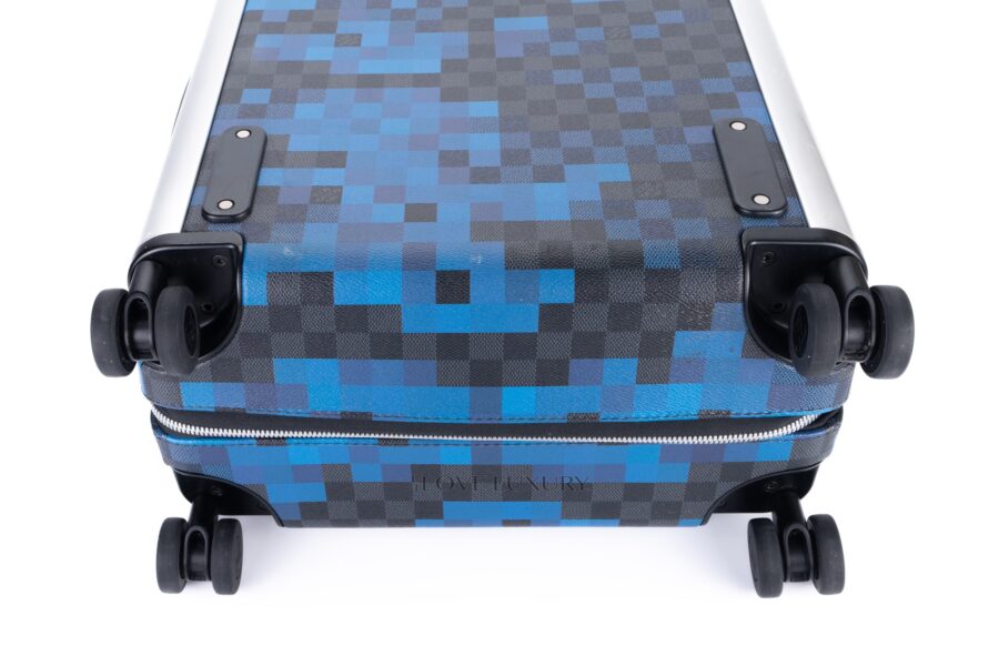 Louis-Vuitton-Horizon-Pixel-Suitcase-10
