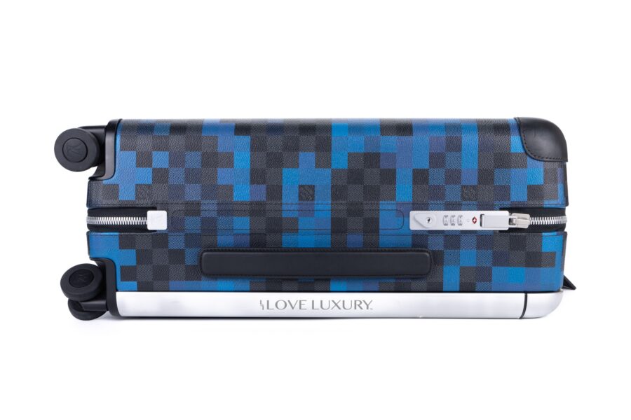 Louis-Vuitton-Horizon-Pixel-Suitcase-5