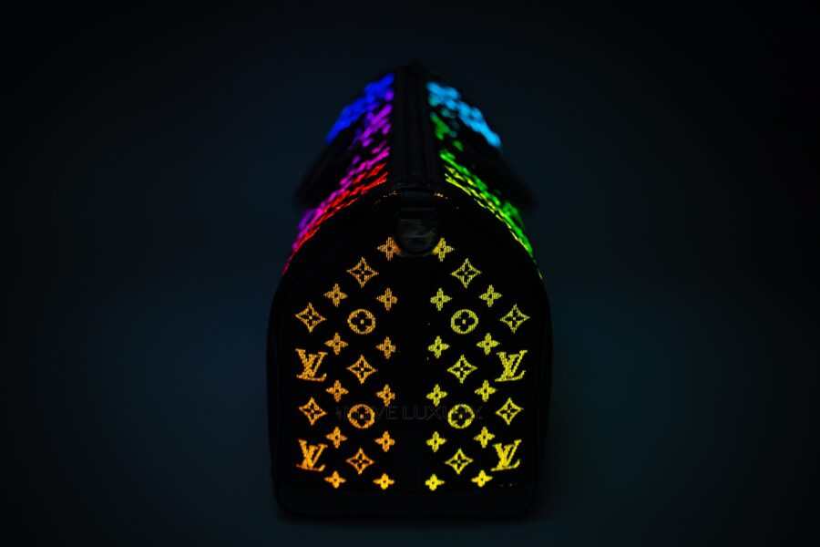 Louis-Vuitton-Keepall-LED-Monogram-Black-Light-Up-11