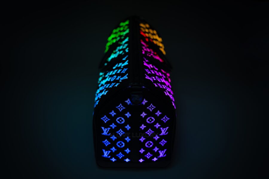 Louis-Vuitton-Keepall-LED-Monogram-Black-Light-Up-13