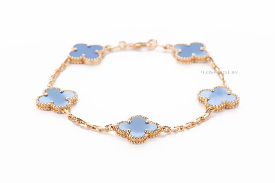 Van-Cleef-&-Arpels-Vintage-Alhambra-Bracelet-Blue-Agate-Yellow-Gold-4