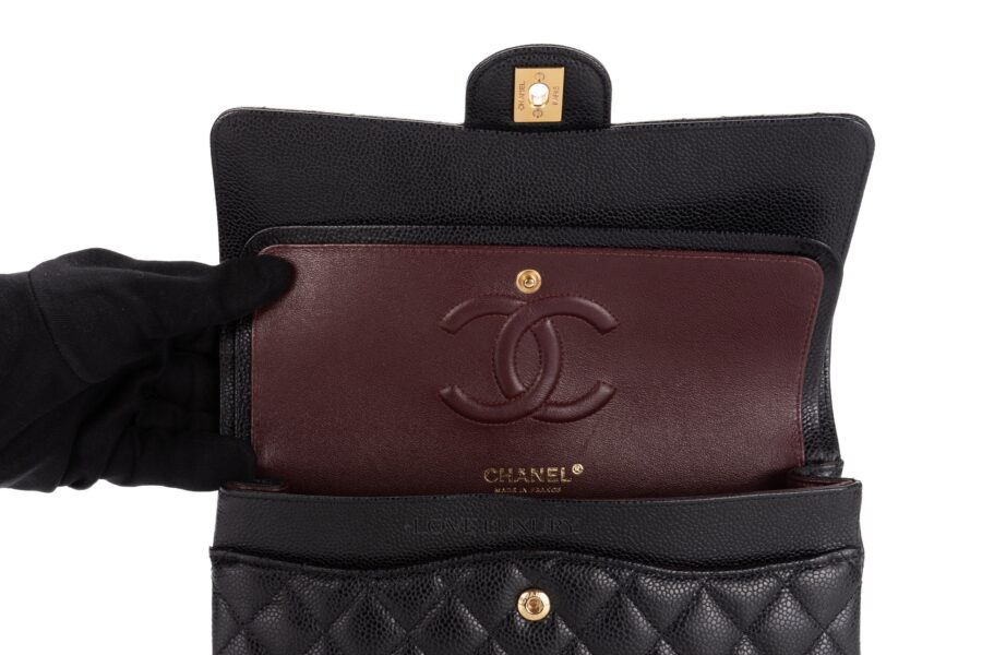 Chanel-Medium-Classic-Flap-Caviar-Gold-Hardware-30-series-10