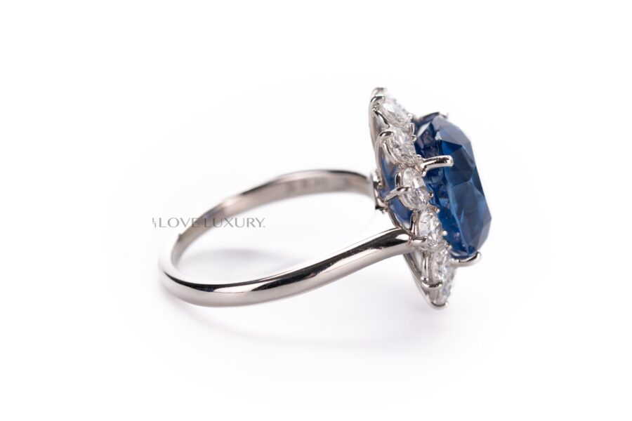 Platinum-Sapphire-Ring-Set-with-One-Oval-Mixed-Shape-Natural-Saphire-Center-Stone-&-12-Round-Brilliant-Cut-Diamonds-on-the-side-3