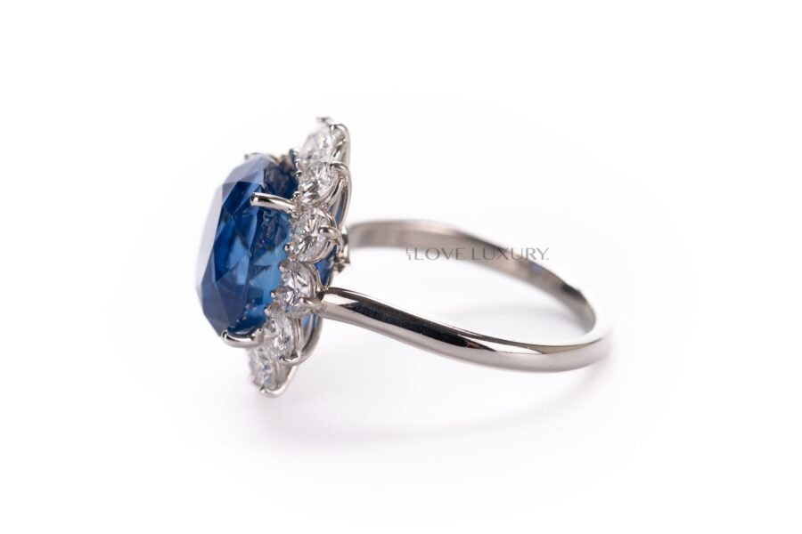 Platinum-Sapphire-Ring-Set-with-One-Oval-Mixed-Shape-Natural-Saphire-Center-Stone-&-12-Round-Brilliant-Cut-Diamonds-on-the-side-7