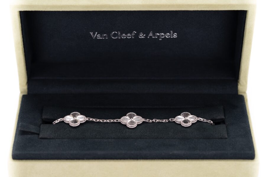 Van-Cleef-&-Arpels-Vintage-Alhambra-5-Motifs-18K-Guilloche-White-Gold-7