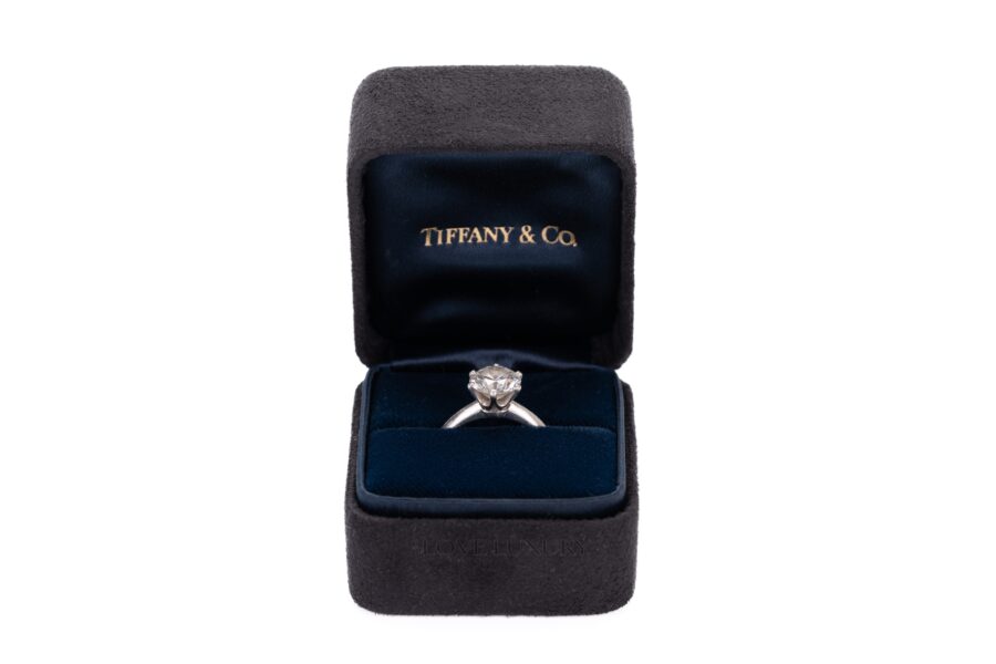 Tiffany-&-Co-Diamond-Ring-Round-Brilliant-1-86-carats-15