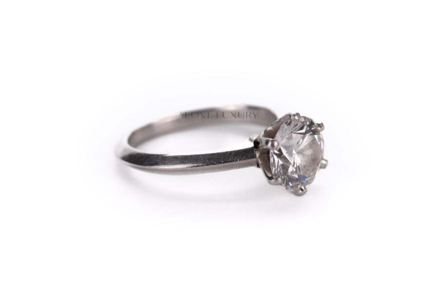Tiffany-&-Co-Diamond-Ring-Round-Brilliant-1-86-carats-2