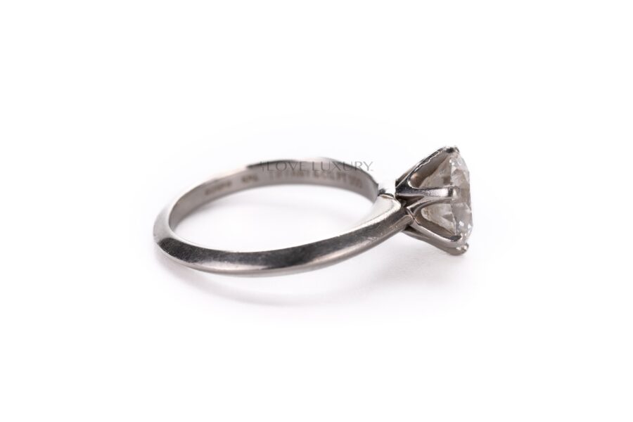Tiffany-&-Co-Diamond-Ring-Round-Brilliant-1-86-carats-5
