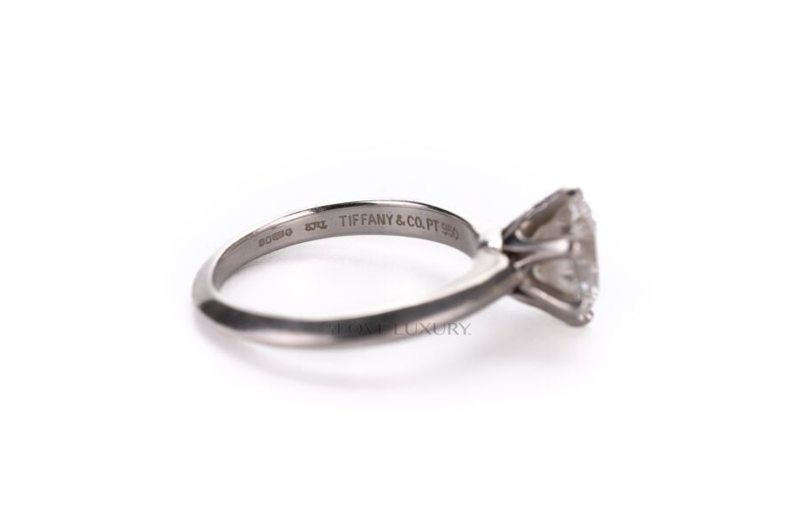 Tiffany-&-Co-Diamond-Ring-Round-Brilliant-1-86-carats-6