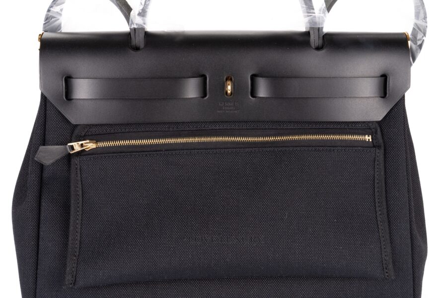 Hermès-Herbag-Zip-31-Black-Canvas-and-Swift-Gold-Hardware-8
