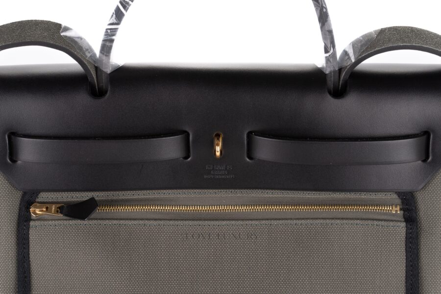 Hermès-Herbag-Zip-31-Vert-de-Gris-Canvas-and-Black-Swift-8