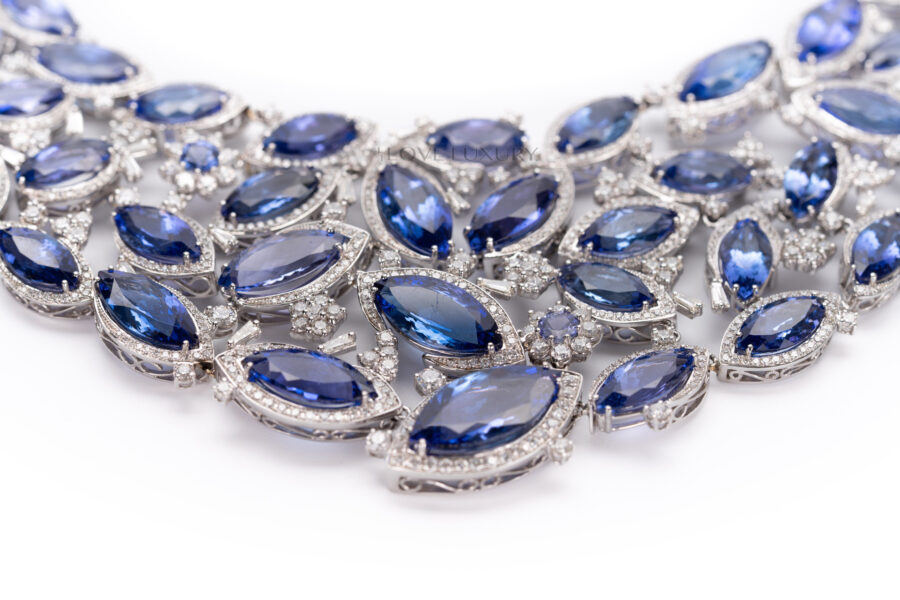 White-Gold-92-82-carat-Tanzanite-and-17-47-carat-Diamond-Necklace-6