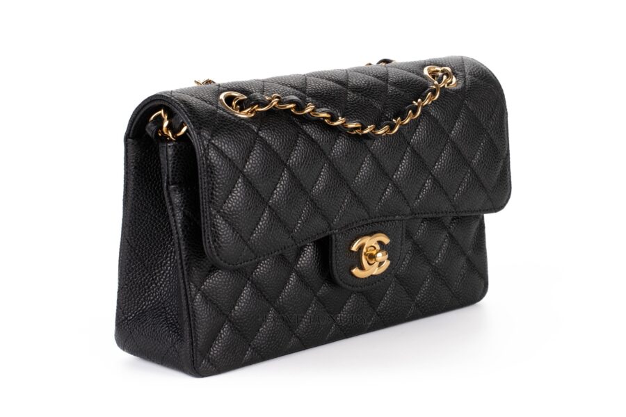 Chanel-Medium-Classic-Flap-Caviar-Black-Gold-hardware-2021-2
