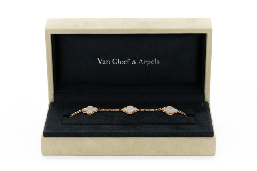 Van-Cleef-&-Arpels-Vintage-Alhambra-Mother-of-Pearl-Yellow-Gold-5
